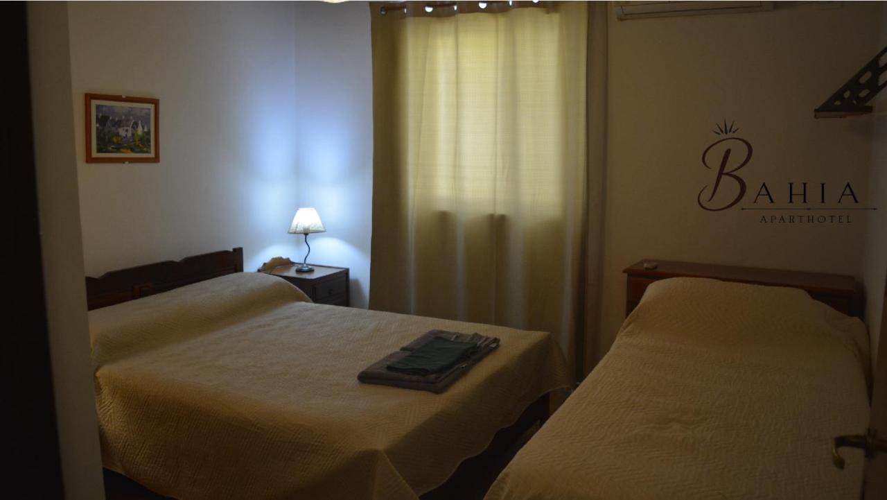 ApartHotel Bahia Neuquen Bagian luar foto