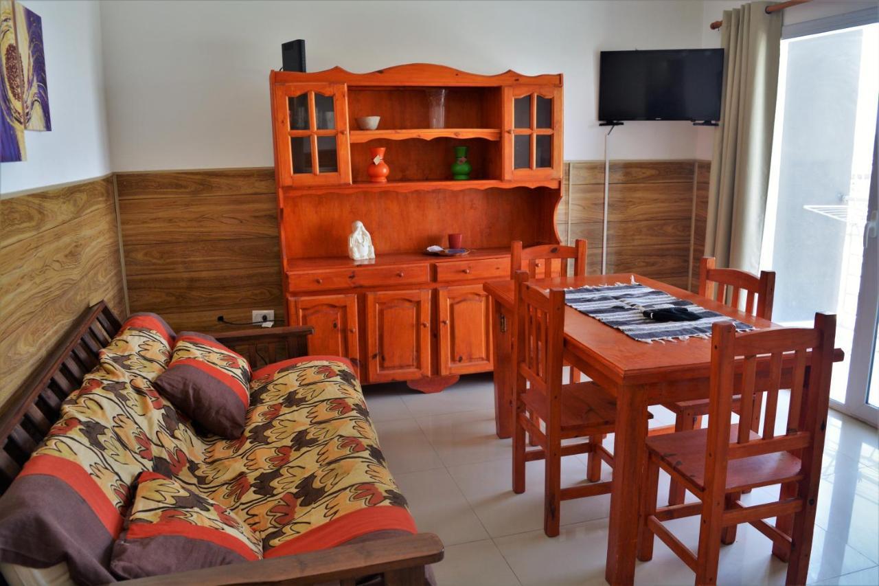 ApartHotel Bahia Neuquen Bagian luar foto